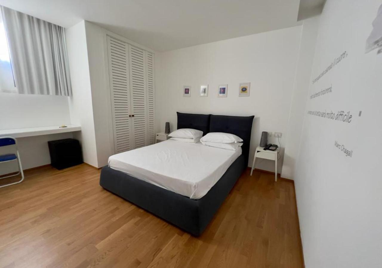 Copacabana Hotel Design Margherita Di Savoia Bagian luar foto