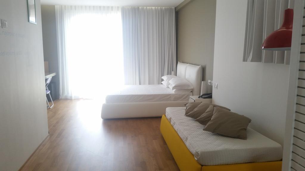 Copacabana Hotel Design Margherita Di Savoia Bagian luar foto