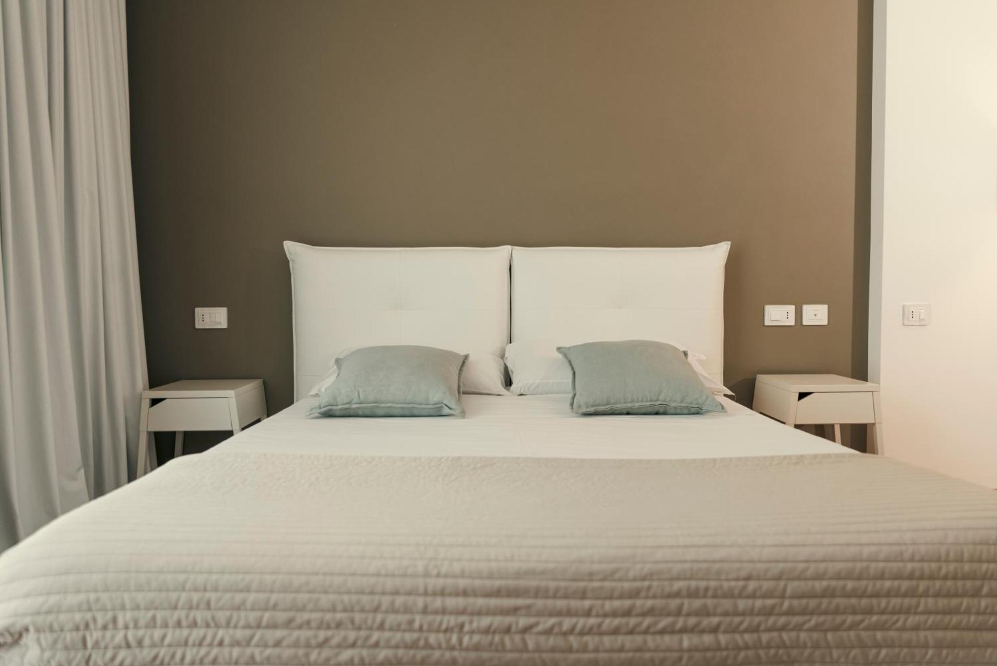 Copacabana Hotel Design Margherita Di Savoia Bagian luar foto